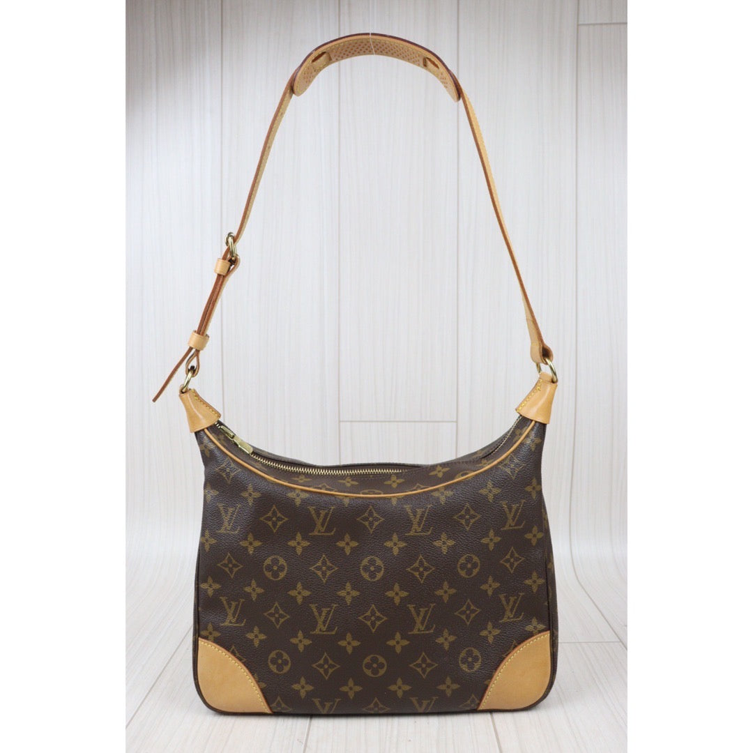 Good ( Rank AB)｜LV Monogram Boulogne 30 Shoulder Bag ｜V24071506
