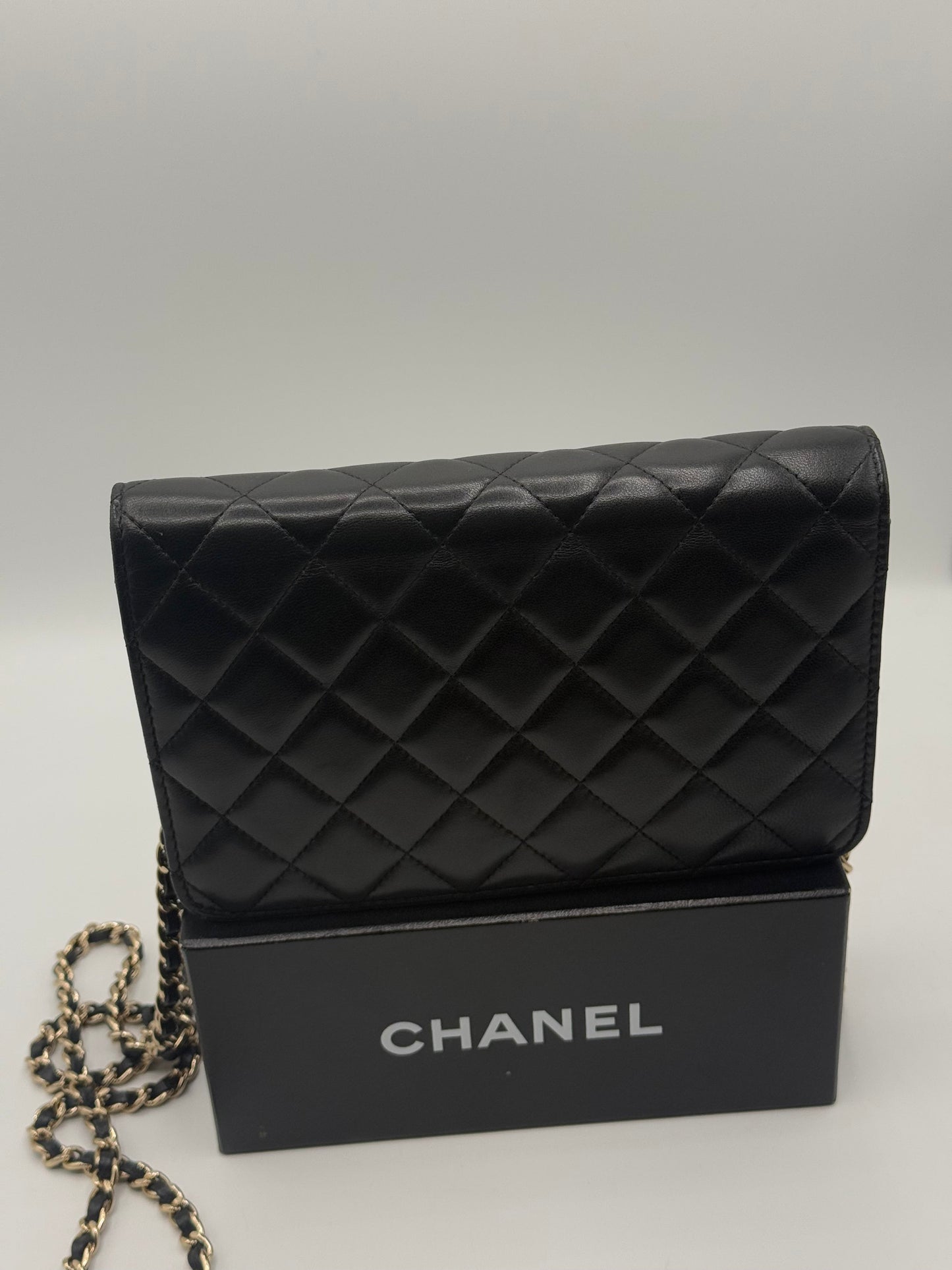 Chanel - Sac Wallet on chain édition Camélia