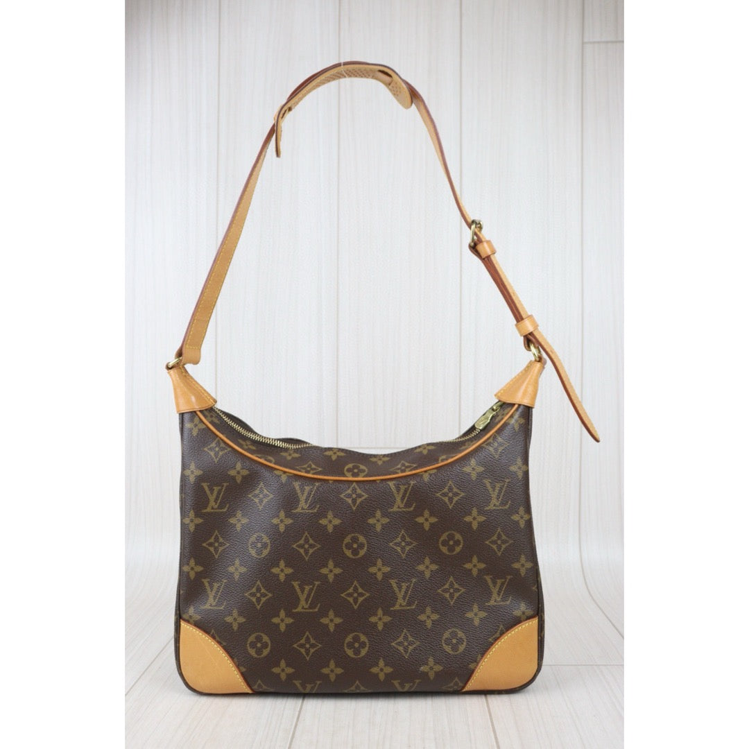 Good ( Rank AB)｜LV Monogram Boulogne 30 Shoulder Bag ｜V24081914