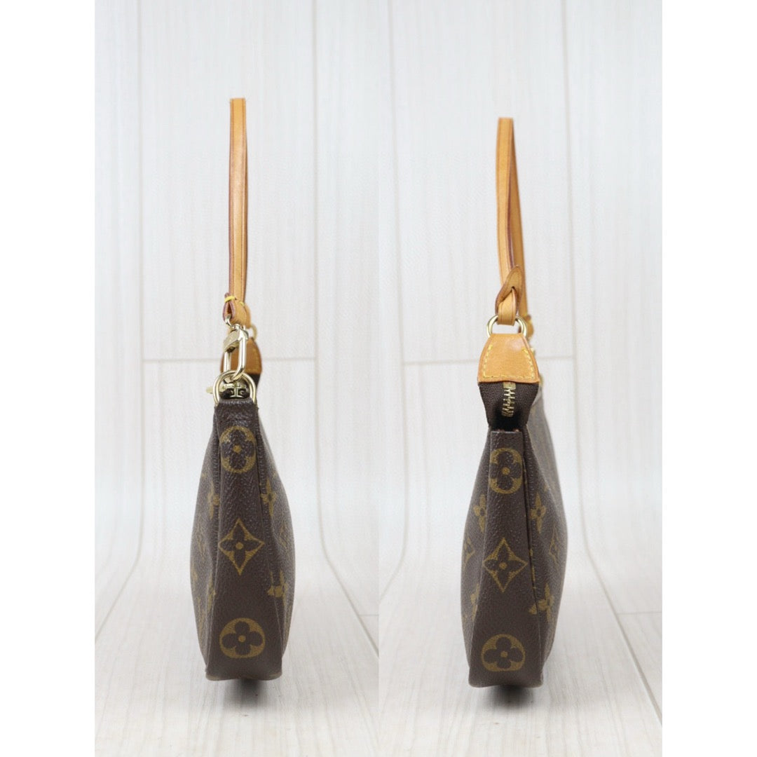 Good ( Rank AB)｜ LV Monogram Pochette Accessoires Vintage Model｜24080608