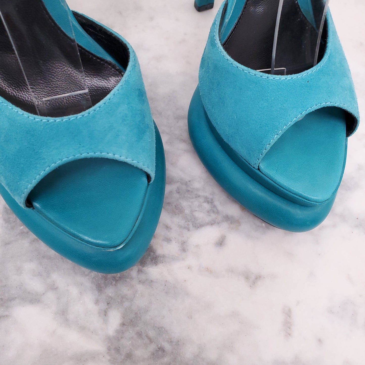 FENDI TURQUOISE SUEDE HEELS - SIZE 37.5
