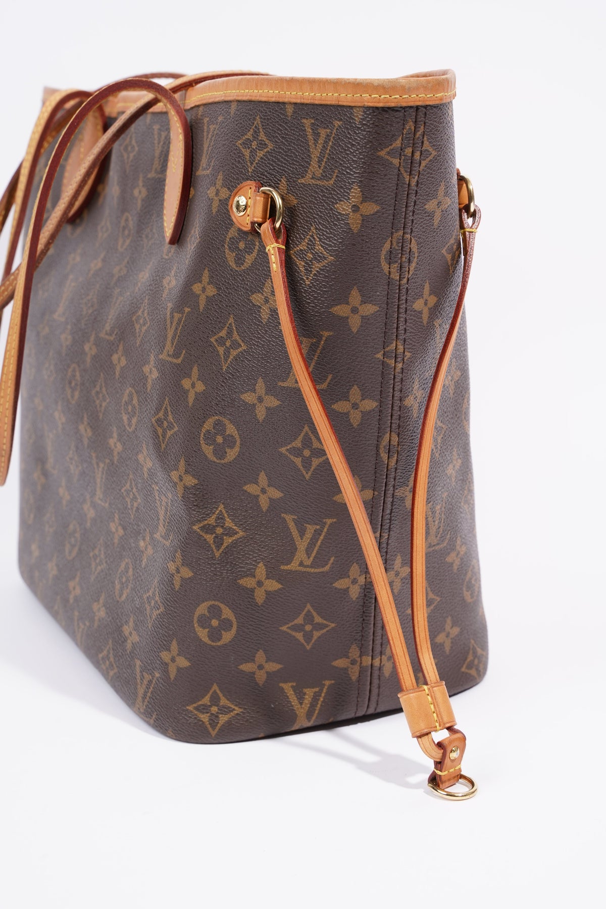 Louis Vuitton Neverfull Monogram Canvas MM