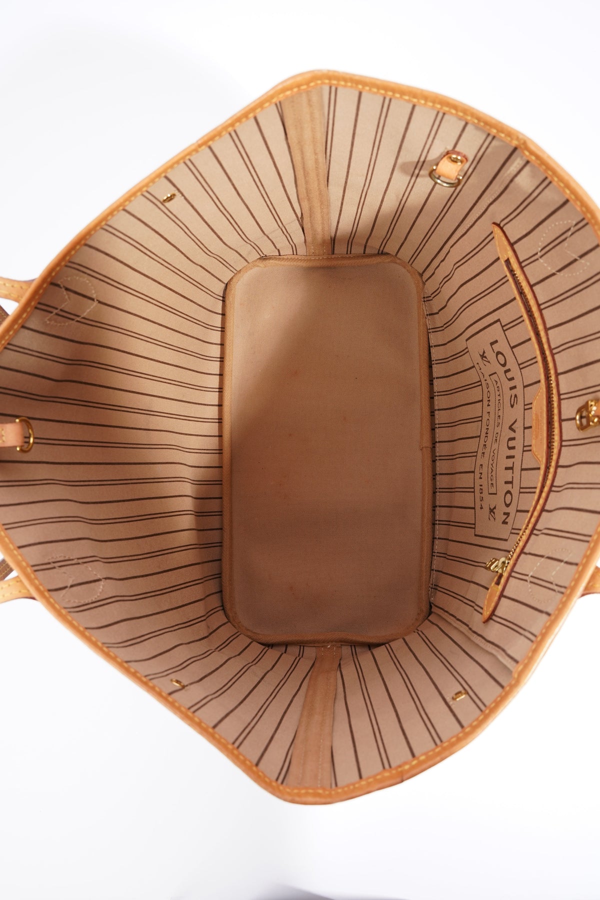 Louis Vuitton Neverfull Monogram Canvas MM