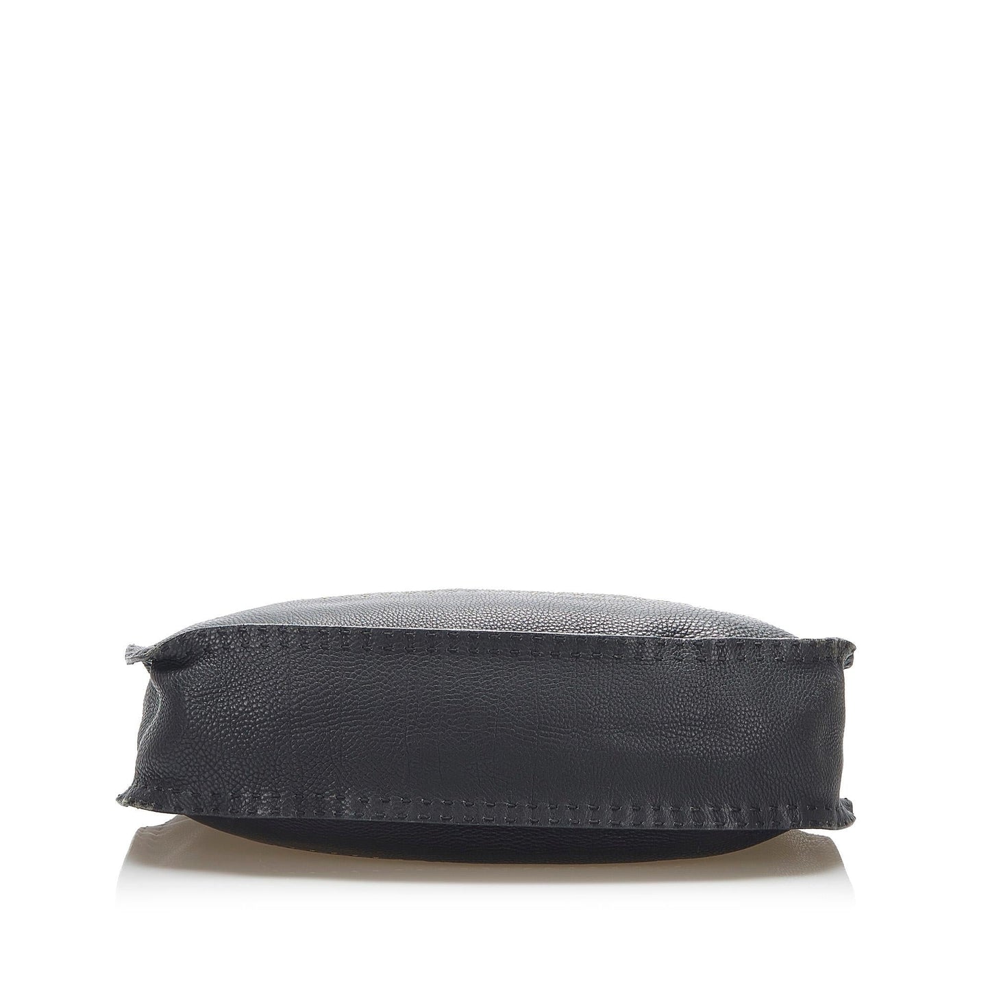 Fendi Selleria Leather Shoulder Bag (SHG-22349)