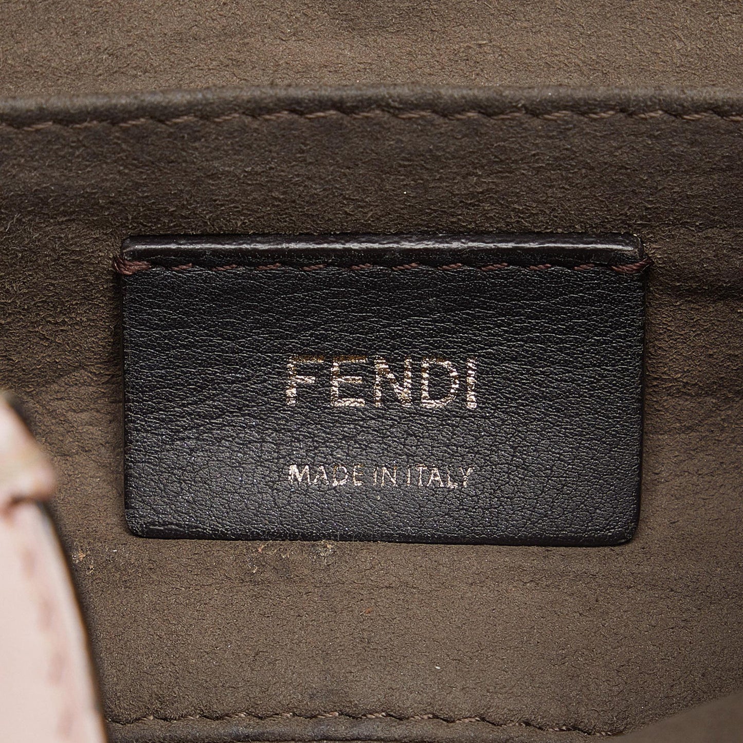 Fendi Small F is Fendi Kan I Crossbody (SHG-iIoCR0)