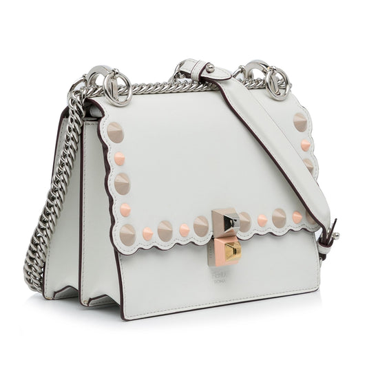 Fendi Studded Scalloped Kan I Crossbody (SHG-nFDJIw)