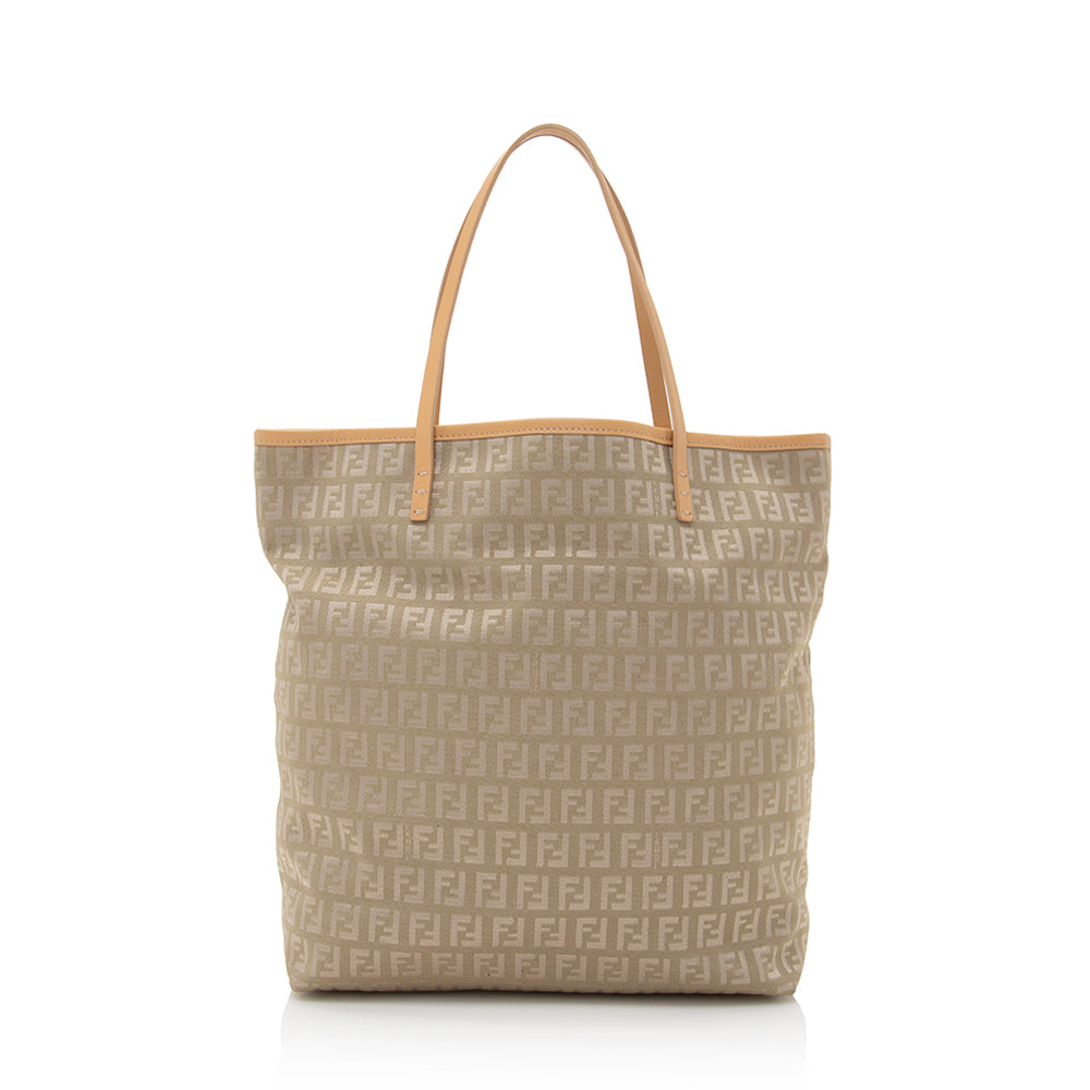 Fendi Zucchino Tall Tote (SHF-22022)