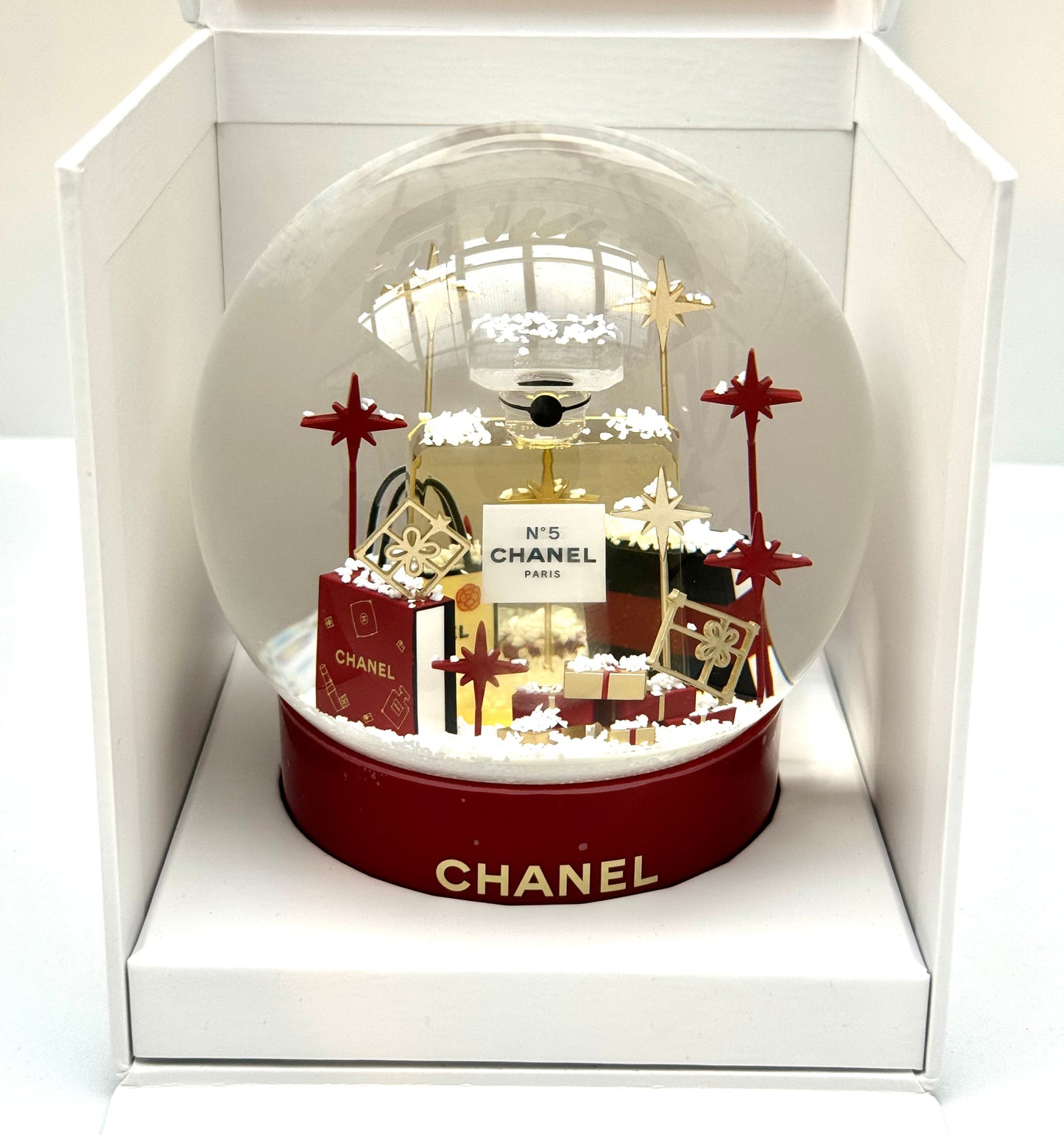 Chanel - Boule à neige
