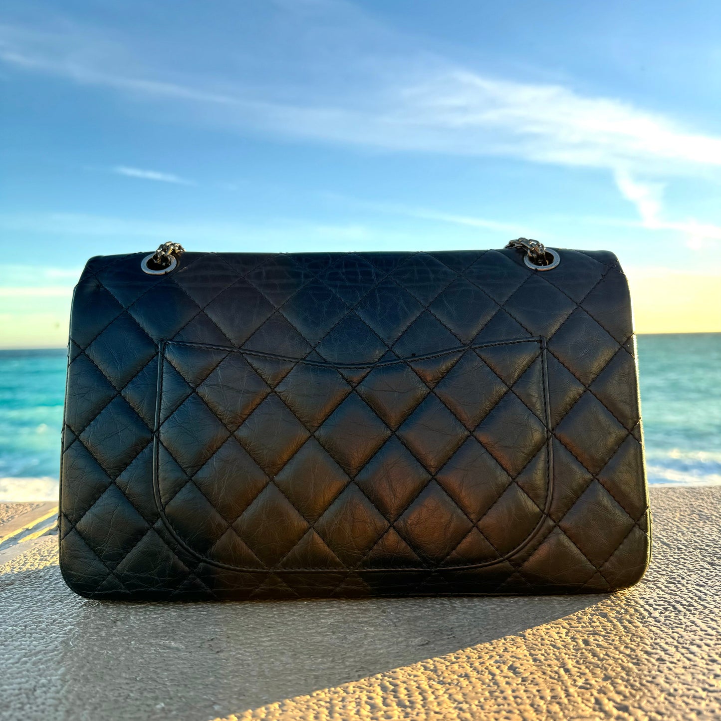 Chanel - 2.55 Maxi