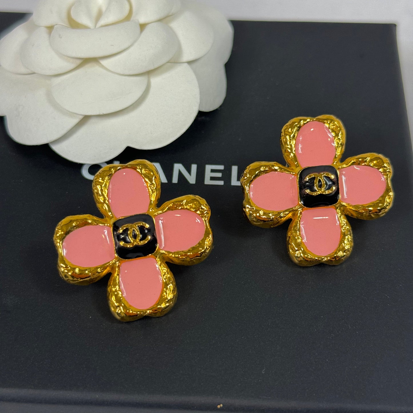 Chanel - Boucles d’oreilles CC