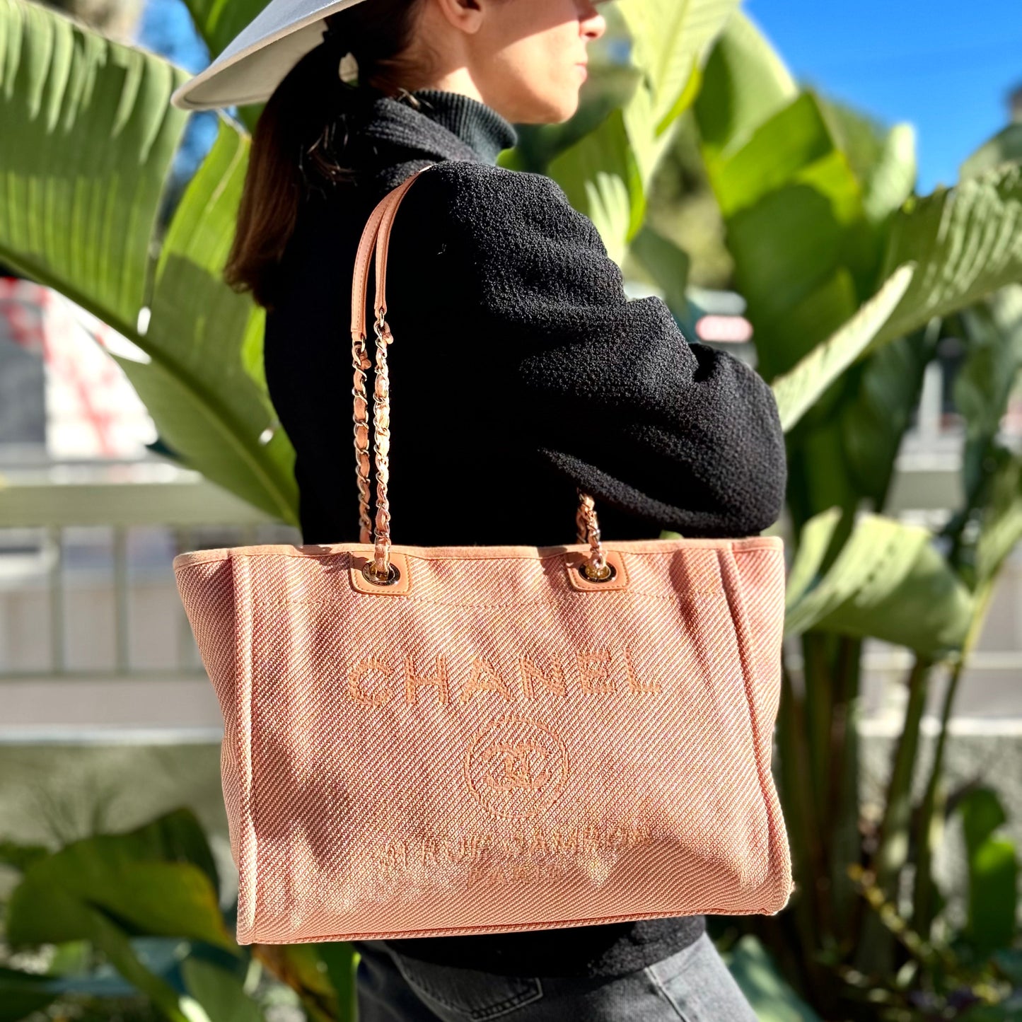 Chanel - Cabas Deauville Petit