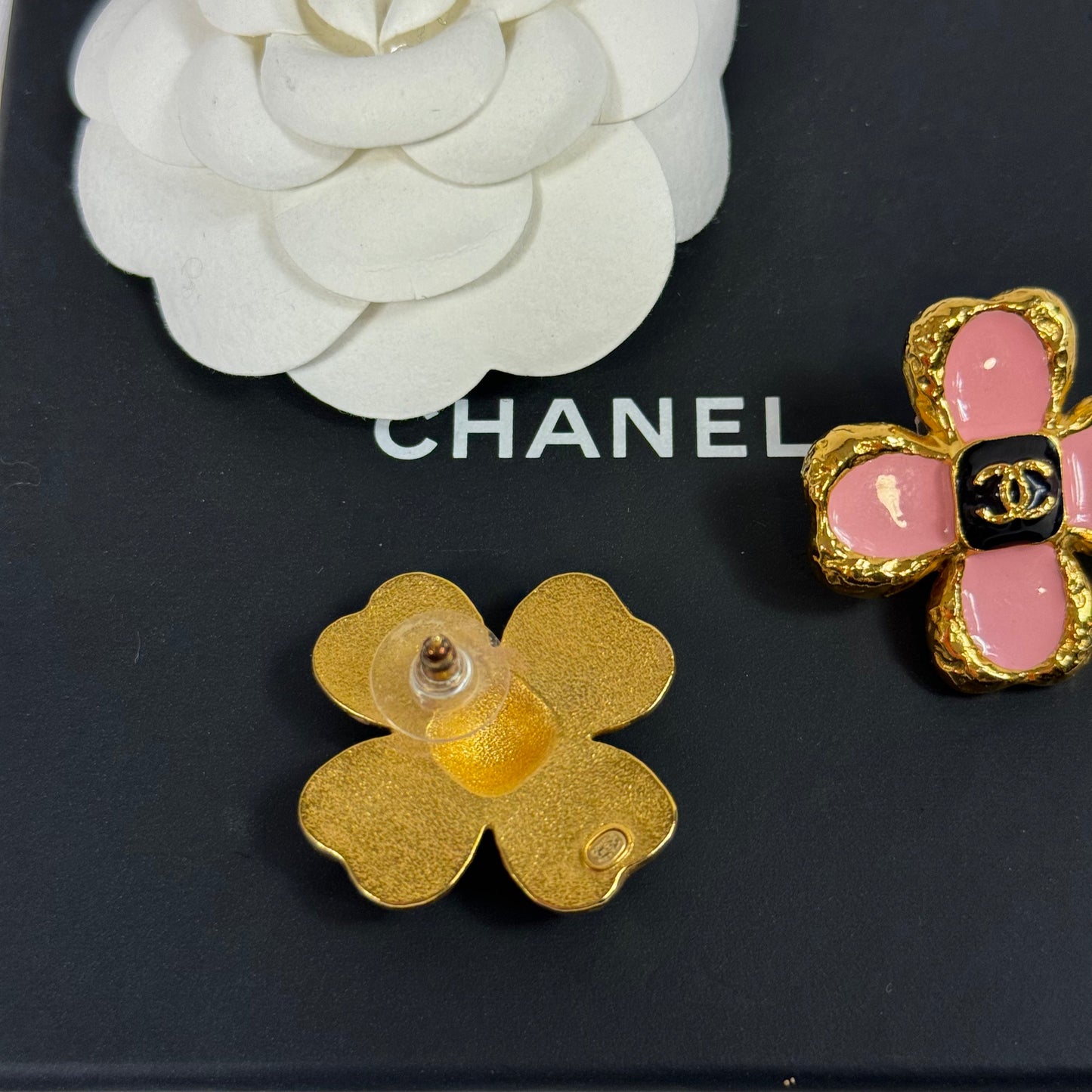 Chanel - Boucles d’oreilles CC
