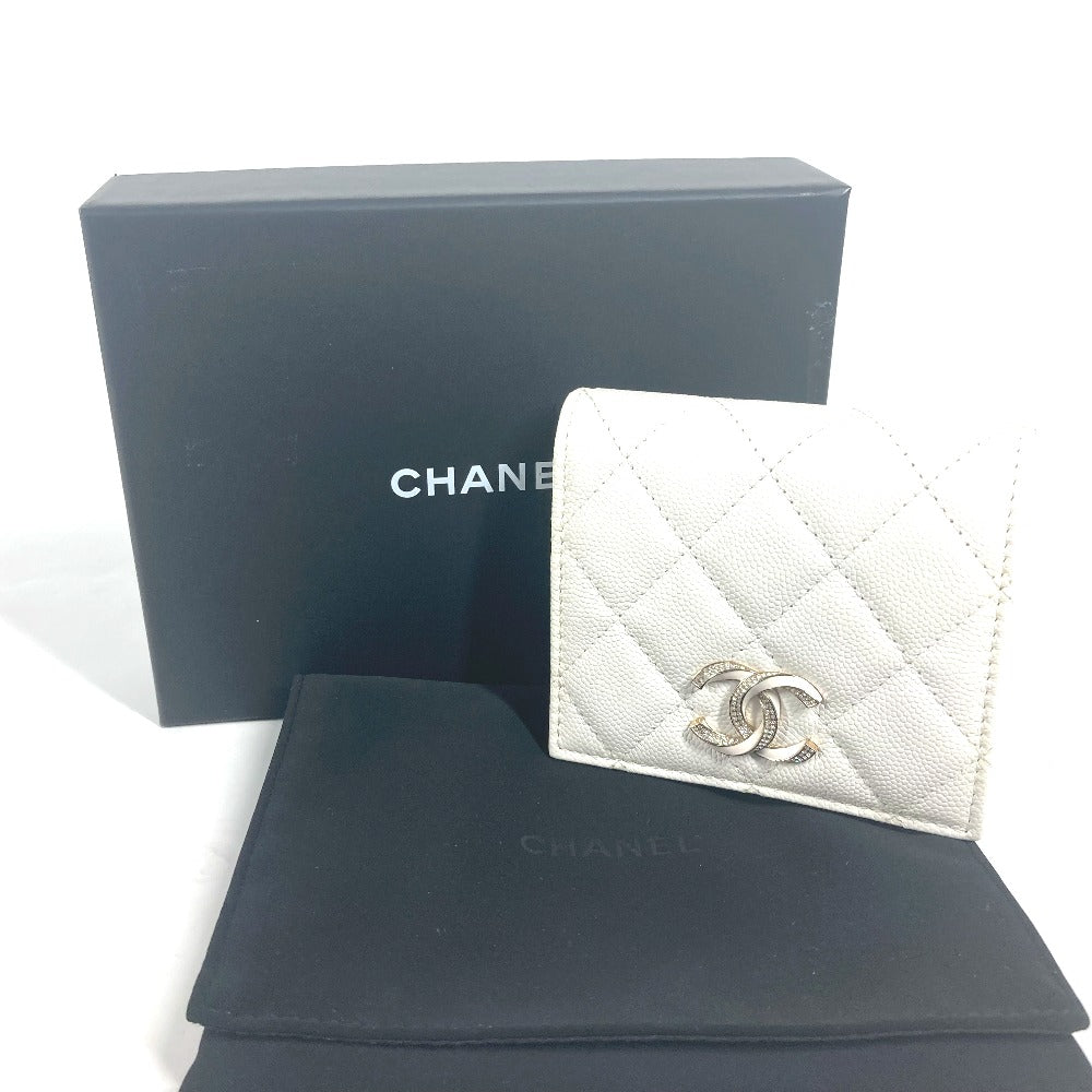 CHANEL Folded wallet AP3341 Caviar skin white Matrasse quilting CC COCO Mark Rhinestone