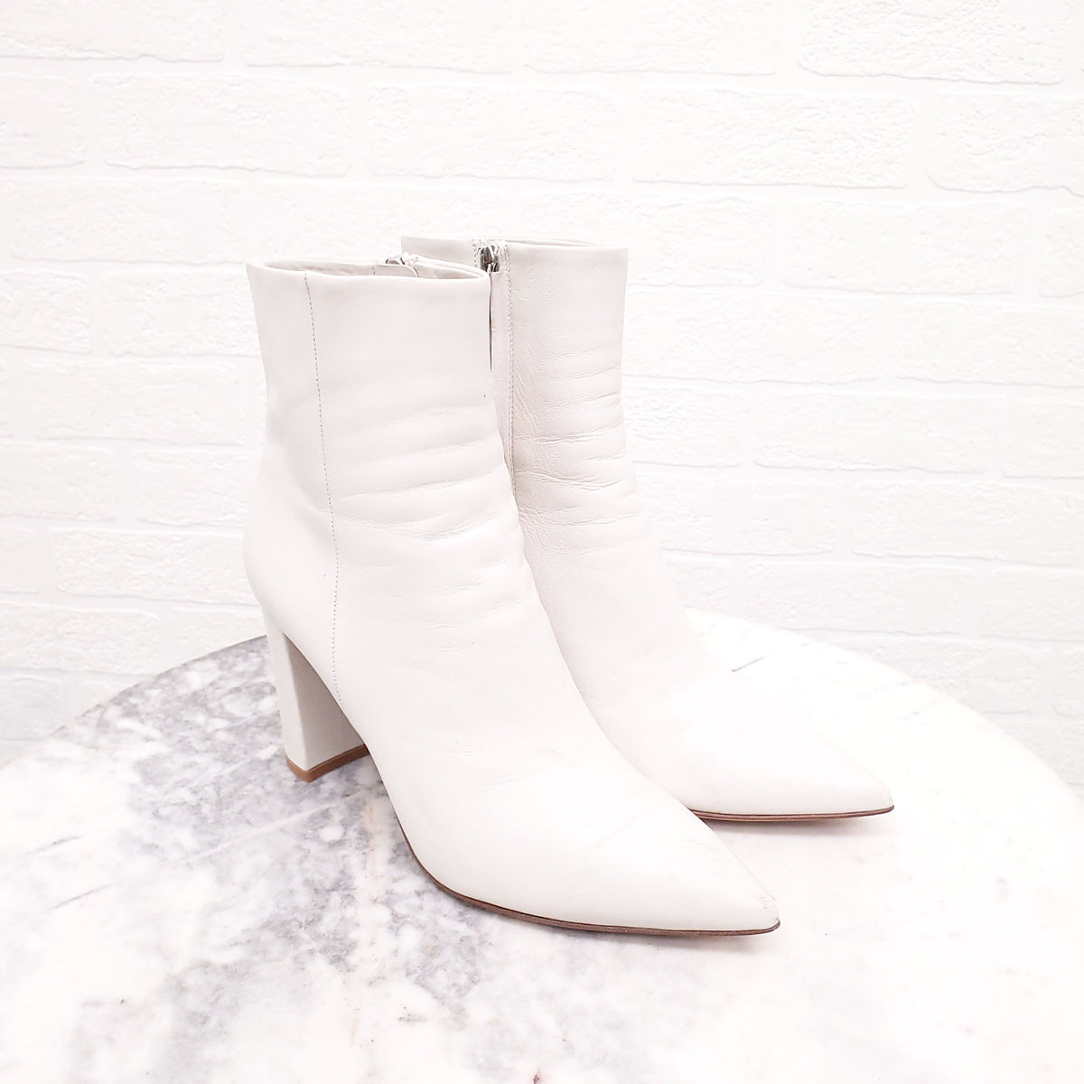 GIANVITO ROSSI CREAM LEATHER BOOTS - SIZE 37.5