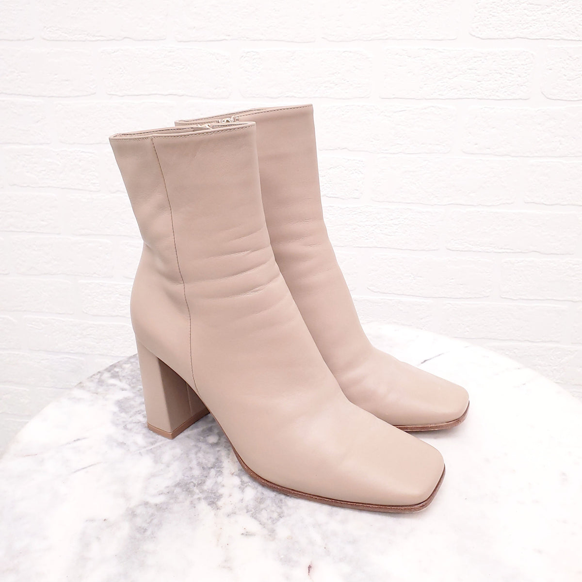 GIANVITO ROSSI NUDE LEATHER BOOTS - SIZE 37.5