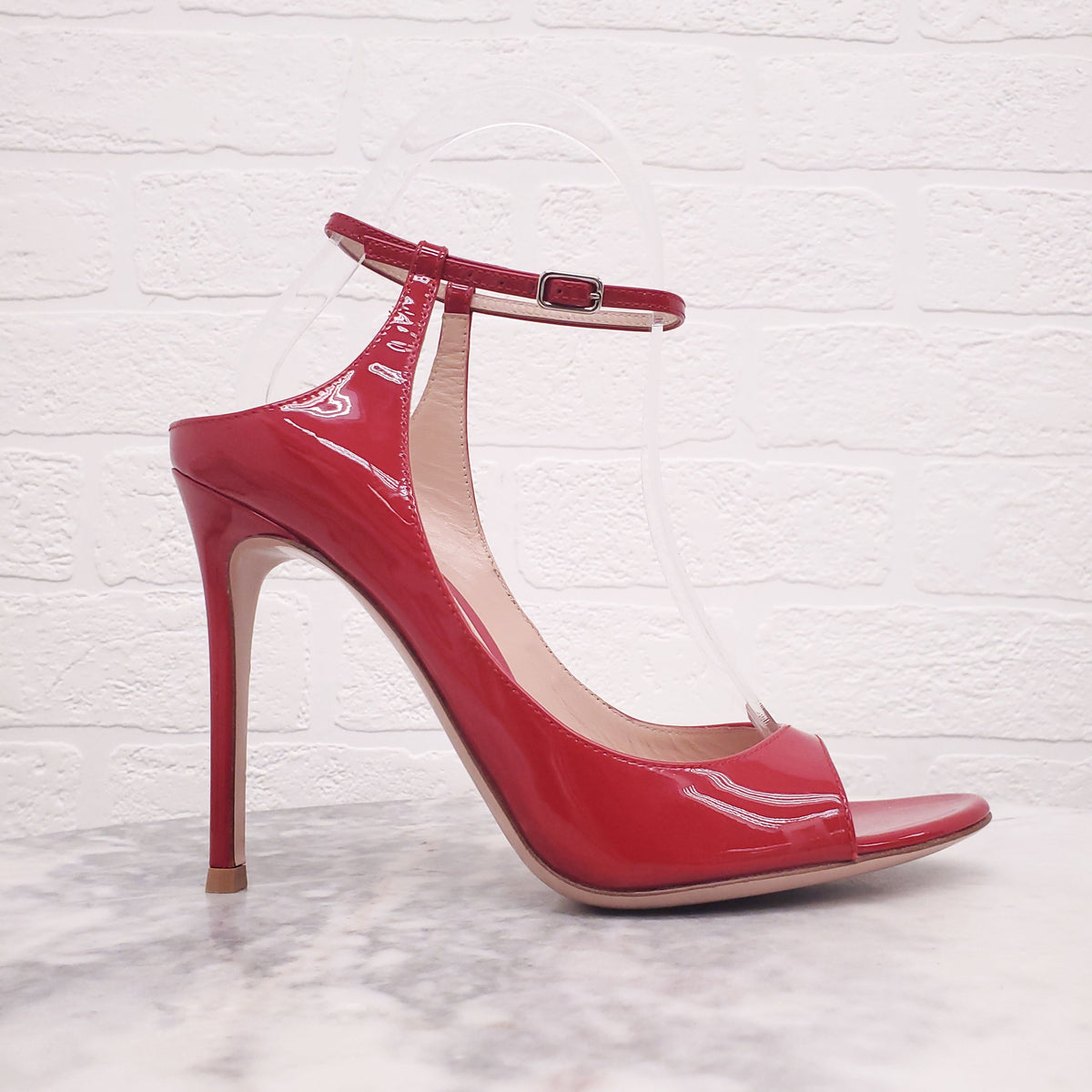 GIANVITO ROSSI RED PATENT OPEN TOE HEELS - SIZE 38.5