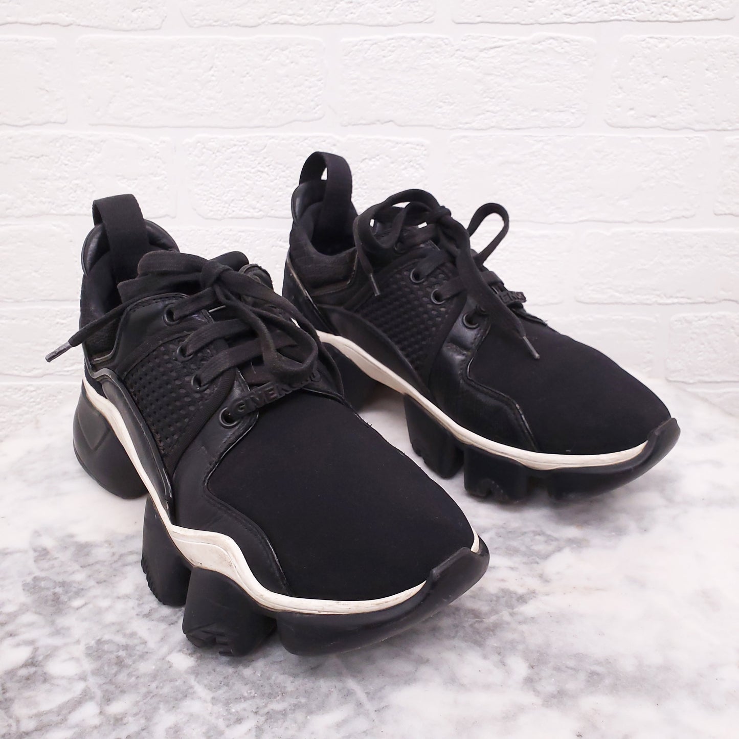 GIVENCHY BLACK LOGO SNEAKERS - SIZE 37