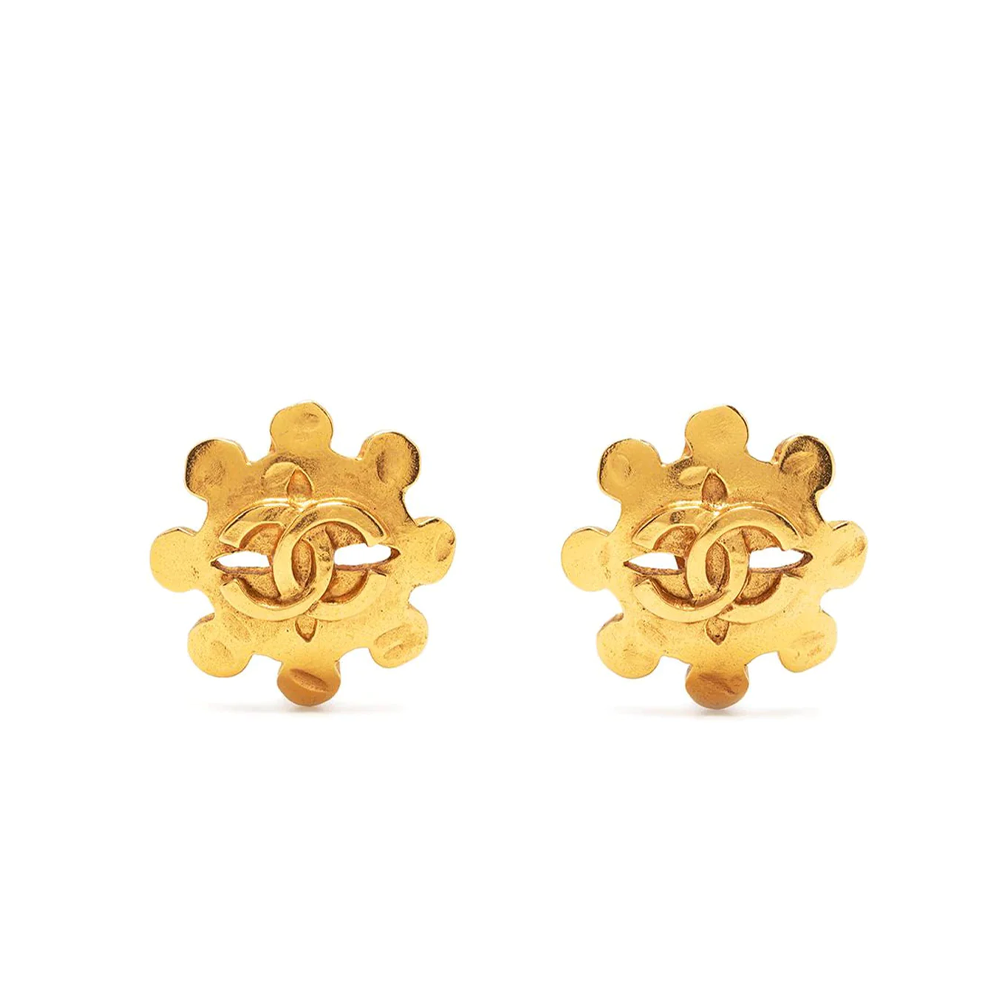 Top Quality Chanel Cut Out Wheel Clip-on Earrings
