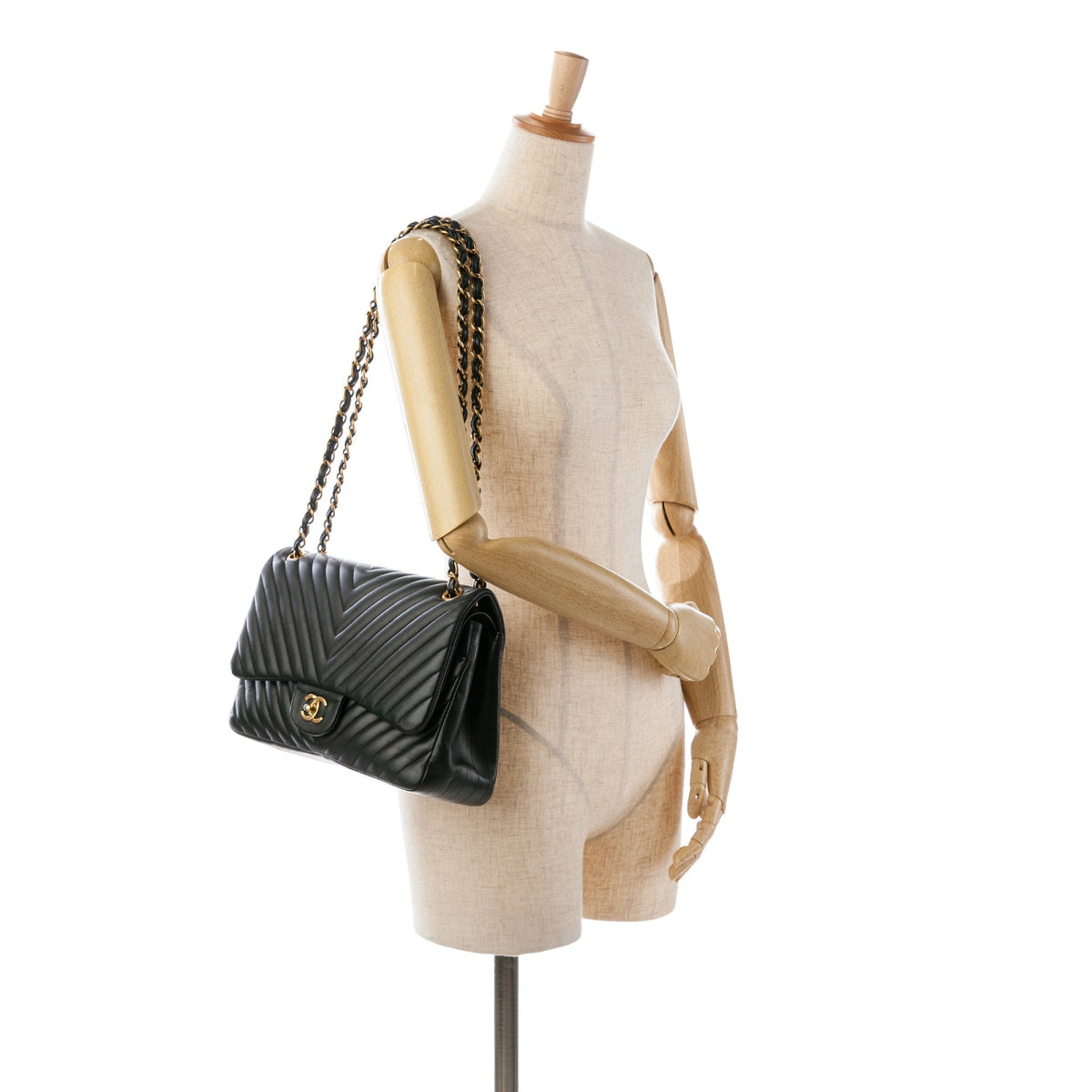 CHANEL Jumbo Classic Chevron Lambskin Double Flap Black