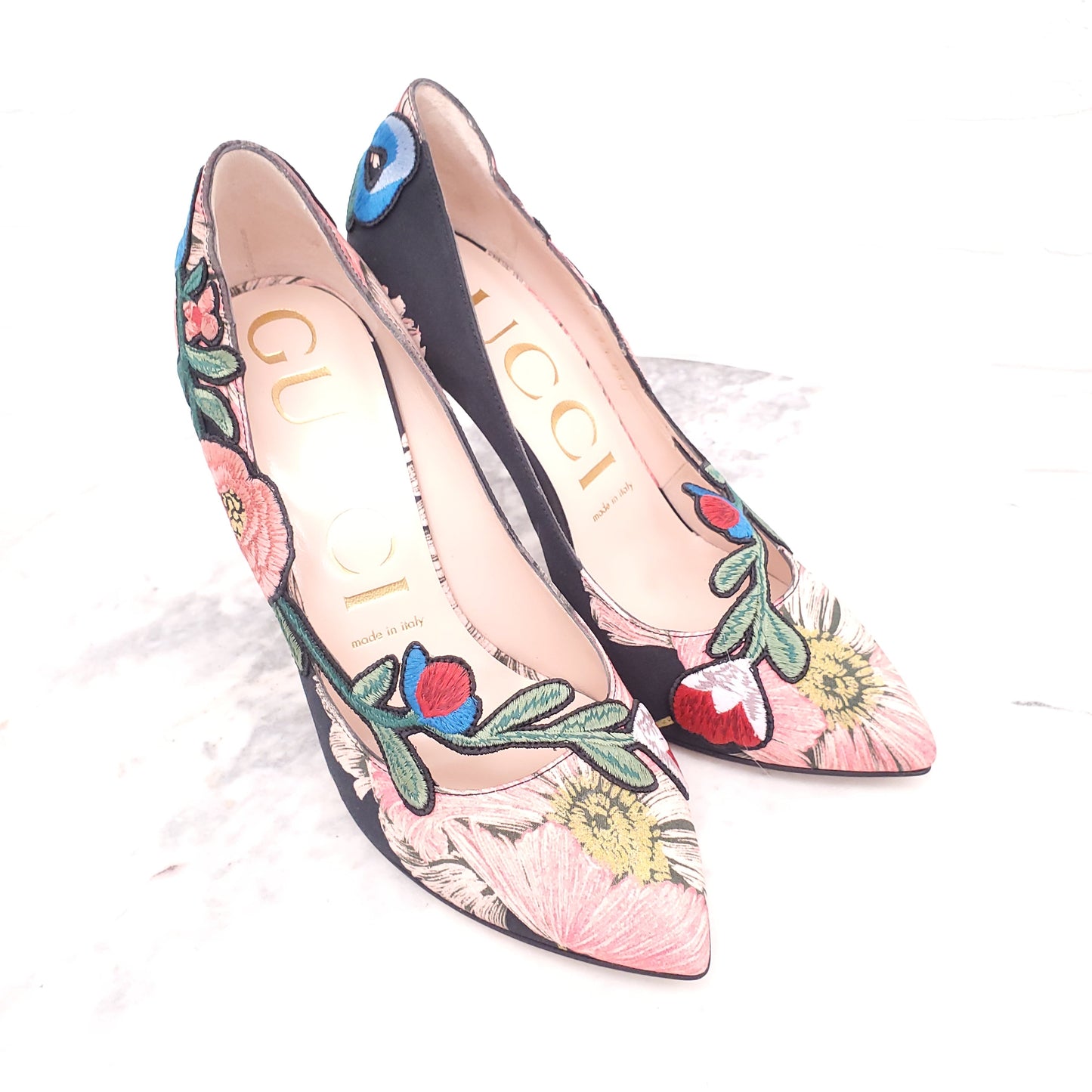 GUCCI BLACK OPHELIA EMBROIDERED HEELS - SIZE 38.5