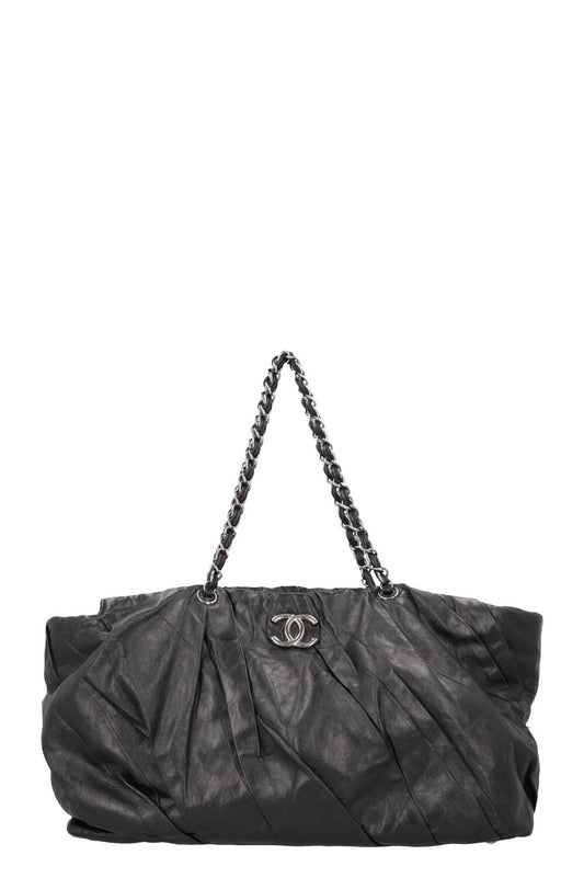 CHANEL Large CC Tote Bag Leather Black