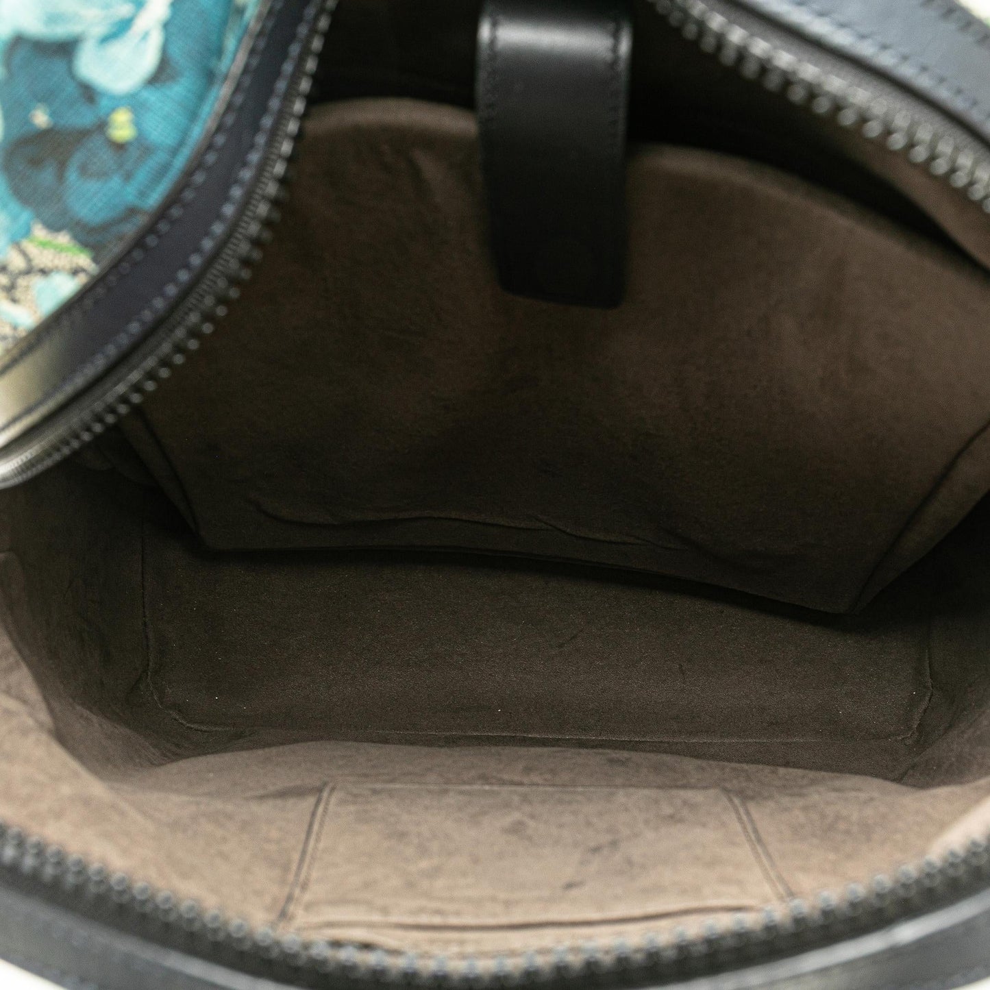 Gucci GG Supreme Blooms Day Backpack