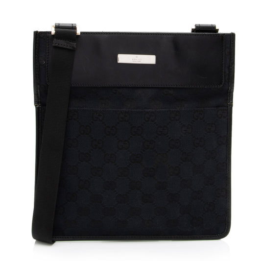 Gucci Vintage GG Canvas Messenger (SHF-jzVt7I)