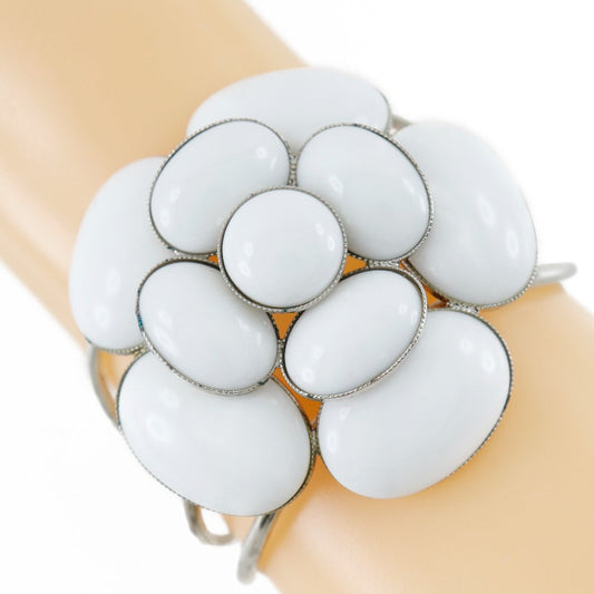 CHANEL Bangle metallic Silver / white Camelia