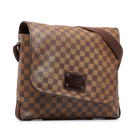 LOUIS VUITTON Damier Ebene Brooklyn MM Crossbody Bag