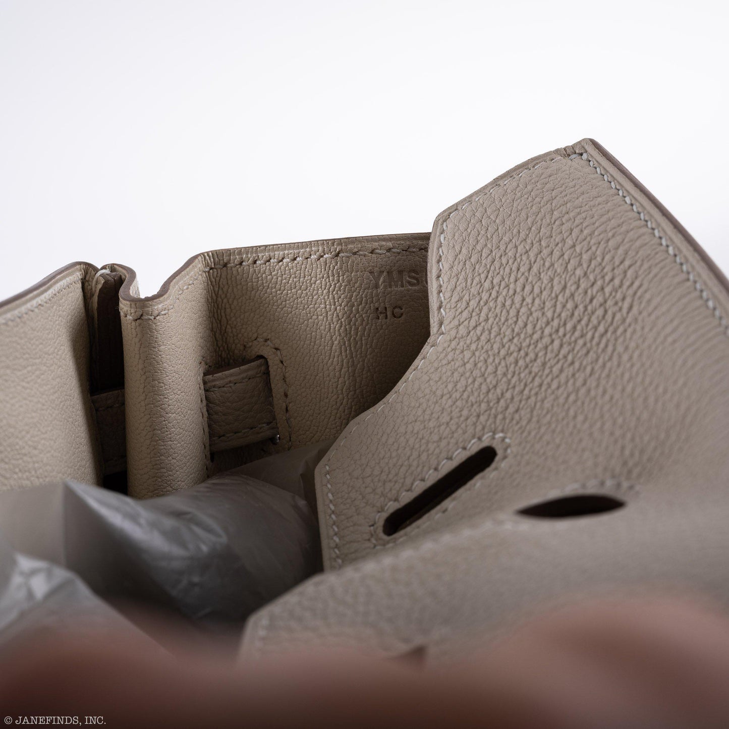 Hermès Birkin 25 Craie Togo Palladium Hardware - 2020, Y