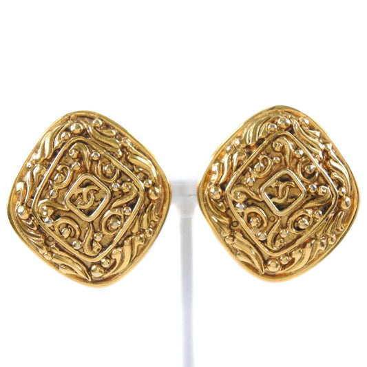 CHANEL Earring Plated Gold gold vintage Rhombus COCO Mark Women Used