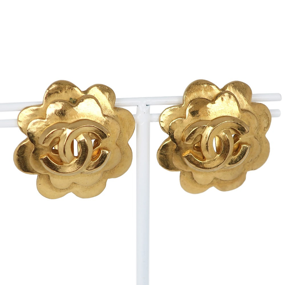 CHANEL Earring Plated Gold gold vintage COCO Mark flour Women Used