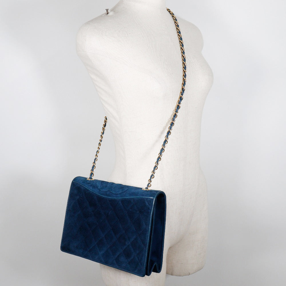 CHANEL Shoulder Bag Suede deep blue ChainShoulder
