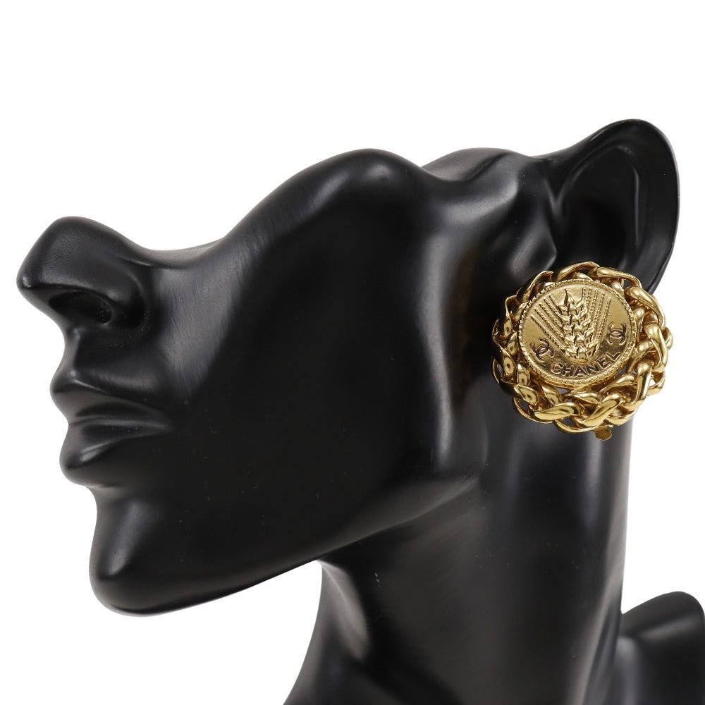 CHANEL Earring Plated Gold gold vintage Rice motif Women Used