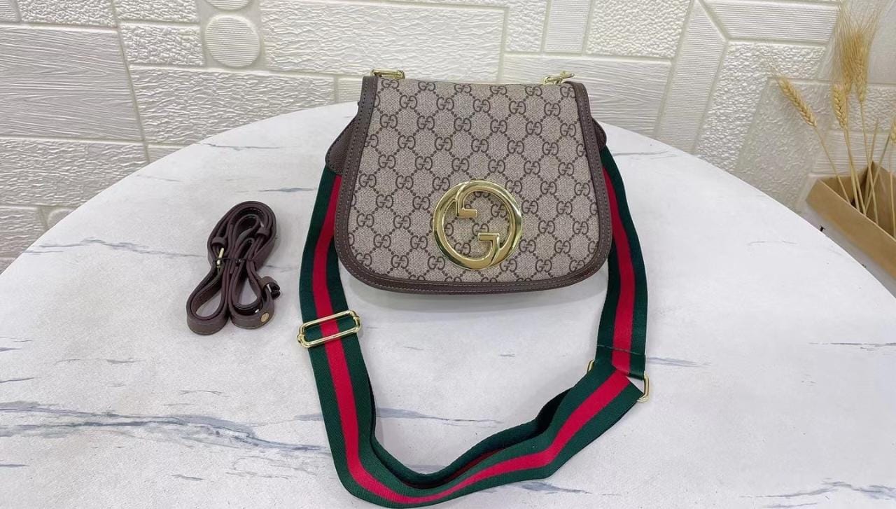 Gucci Blondie Medium in Beige and Ebony Supreme ( shoulder /crossbody ) Handbag