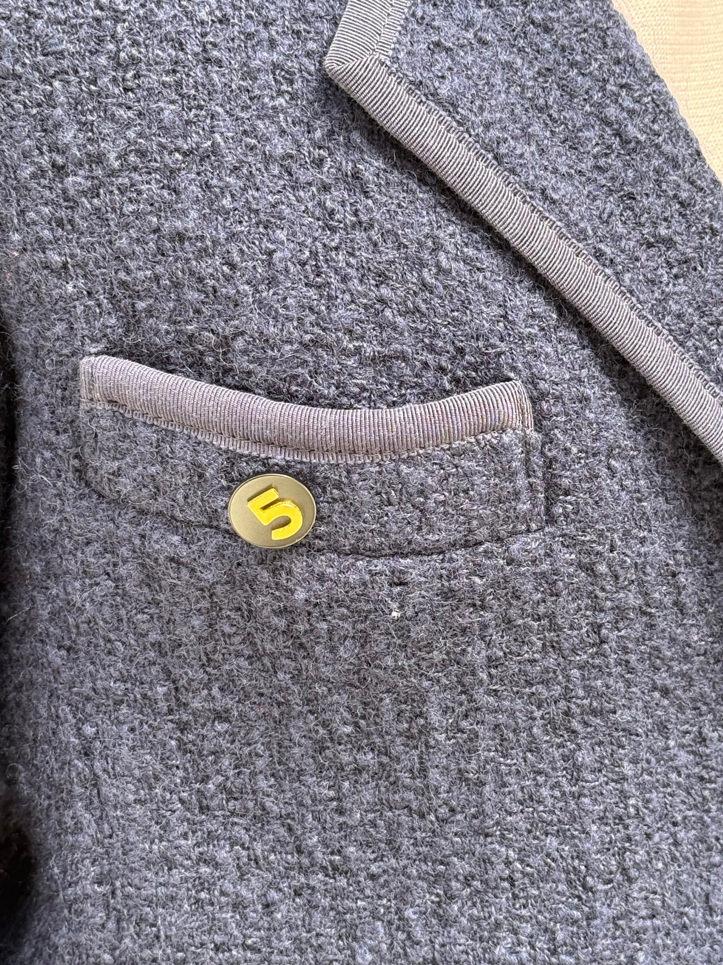 Chanel - Veste en tweed T.40
