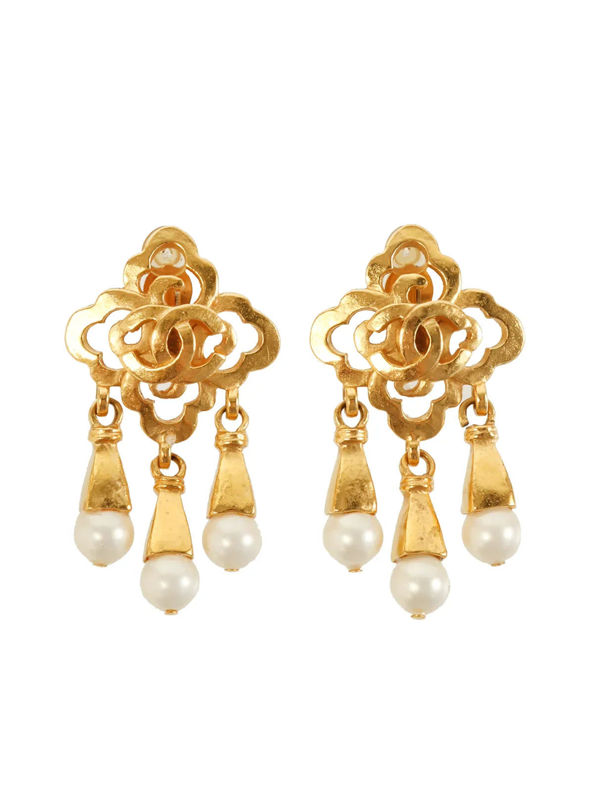 CHANEL 1997 Made Flower Motif Cc Mark Pearl Swing Earrings Gold