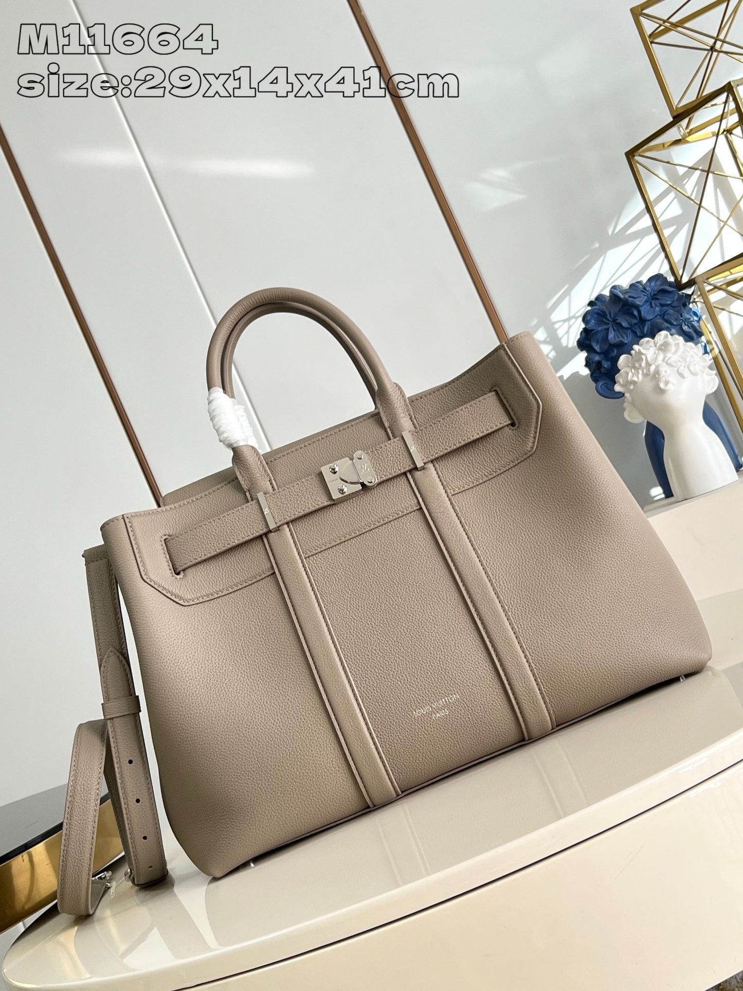 LB1123 Georges Tote MM / HIGHEST QUALITY VERSION / 16.1 x 11.4 x 5.5 inches