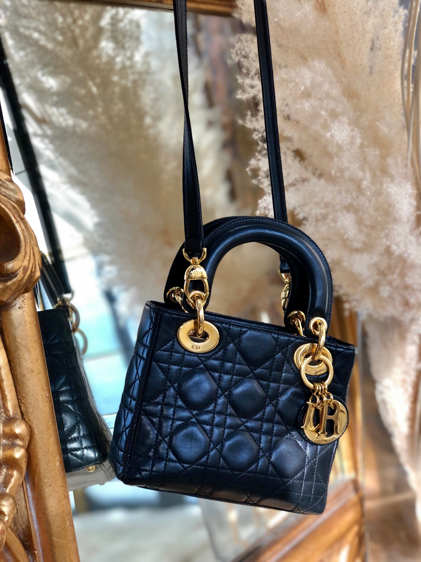 Christian Dior Cannage Lady dior Leather Small Handbag Shoulder bag Black 7tgg5g