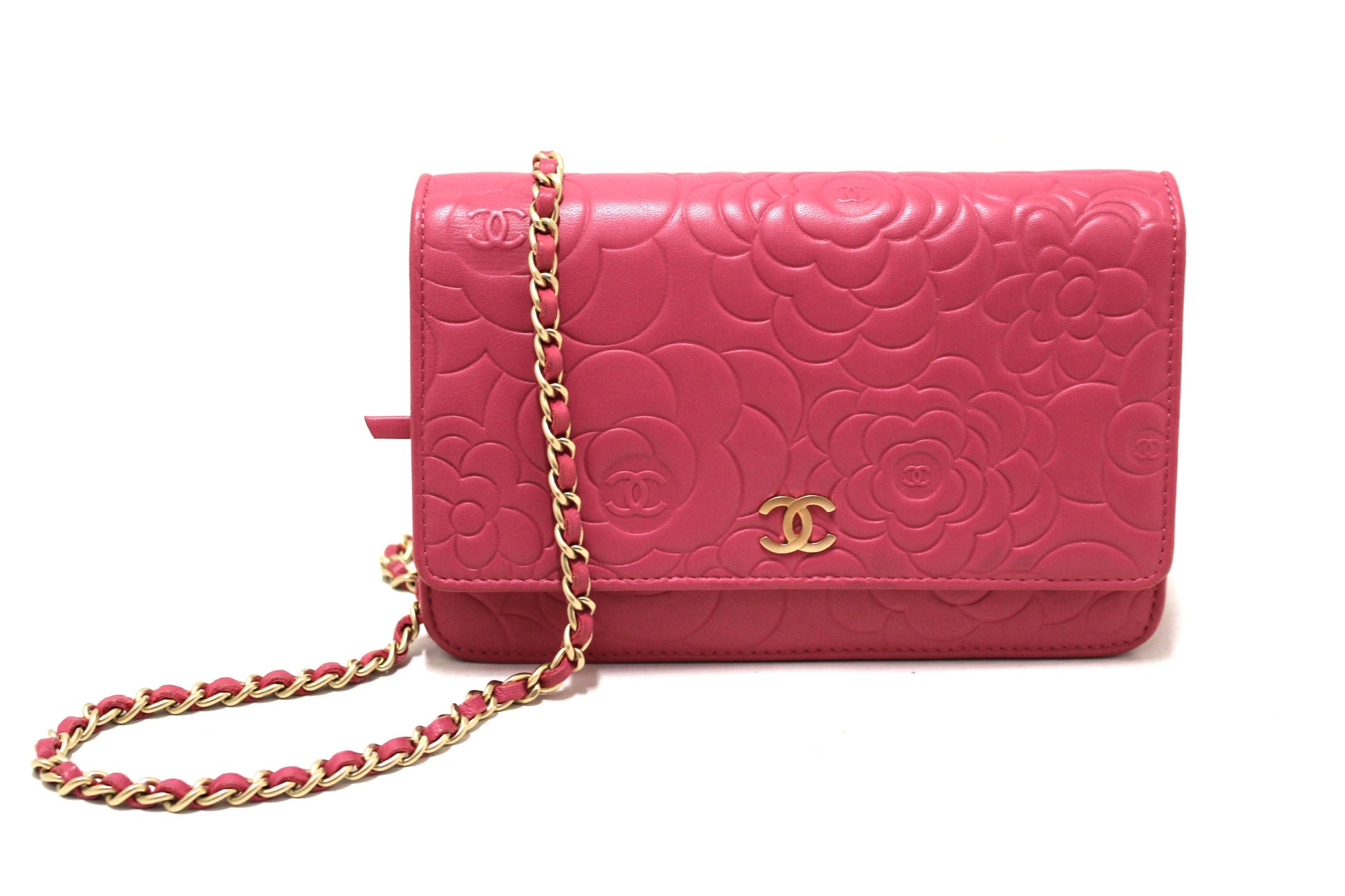 chanel pink camellia lambskin leather wallet on chain/clutch bag | Shop Now at Italystation.com