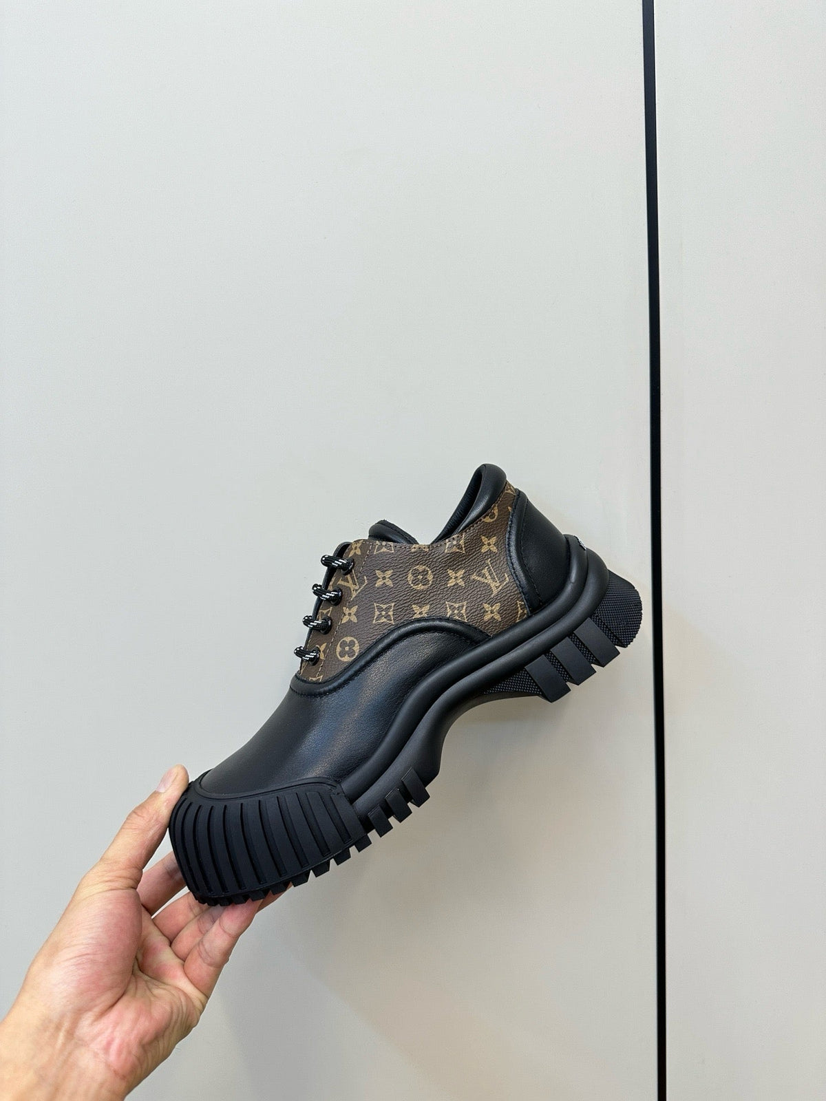 SE1520 LB Ruby Flat / Size5-10