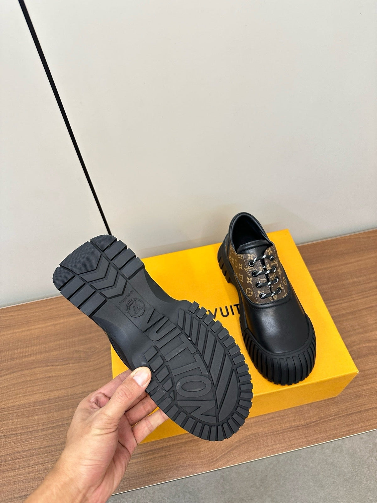 SE1520 LB Ruby Flat / Size5-10