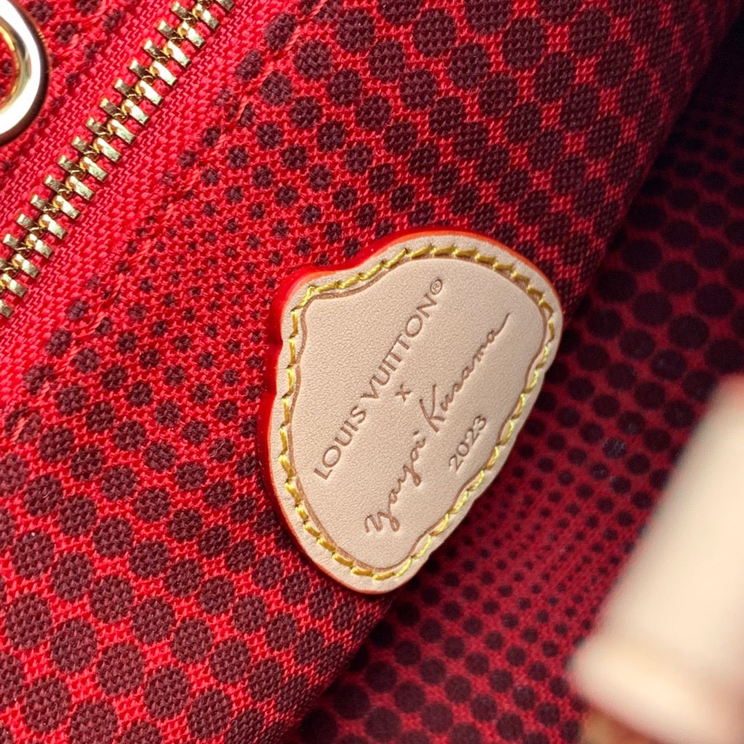 LB747 LV x YK OnTheGo PM/MM / HIGHEST QUALITY VERSION