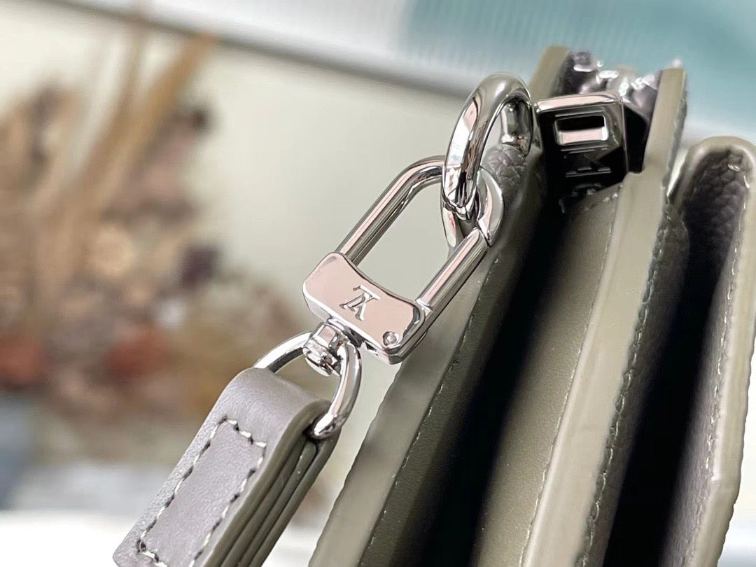 MBG040 Aerogram Long Wallet / HIGHEST QUALITY VERSION