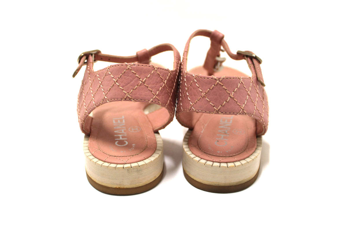 Chanel Pink Quilted Leather Chain Link Thong Flat Sandals Size