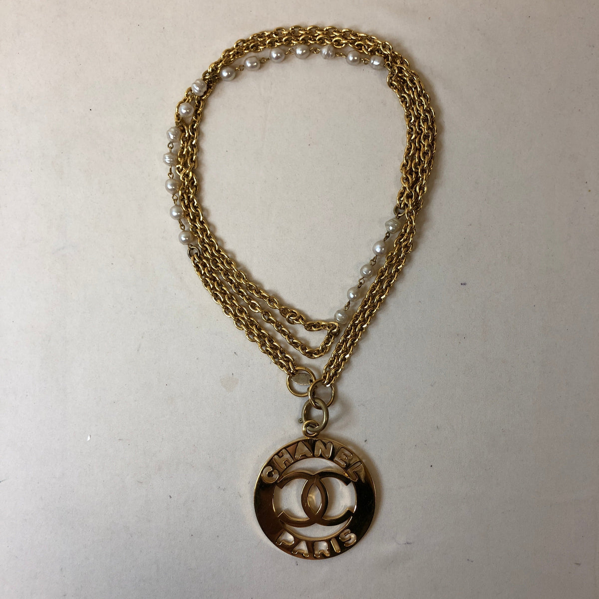 Top Quality Chanel Gold Pearl CC Cutout Necklace Sku# 62966