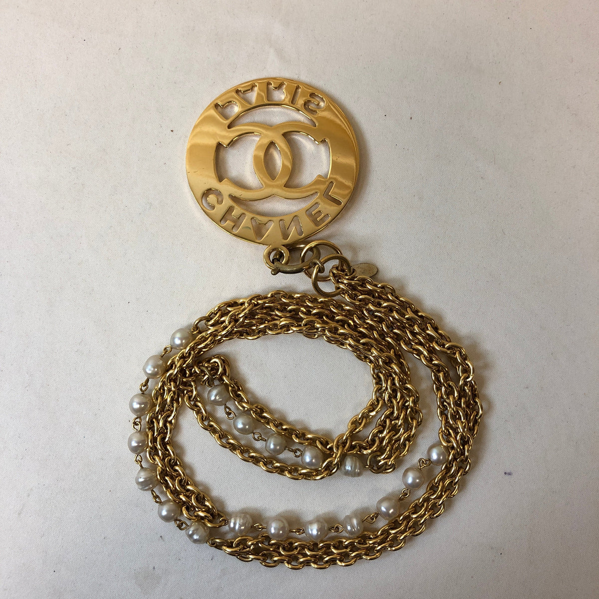Top Quality Chanel Gold Pearl CC Cutout Necklace Sku# 62966