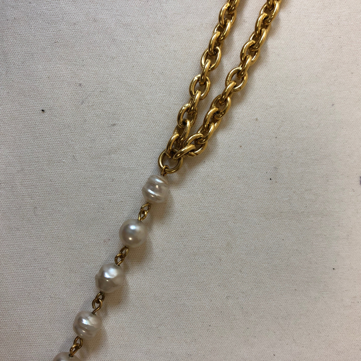 Top Quality Chanel Gold Pearl CC Cutout Necklace Sku# 62966