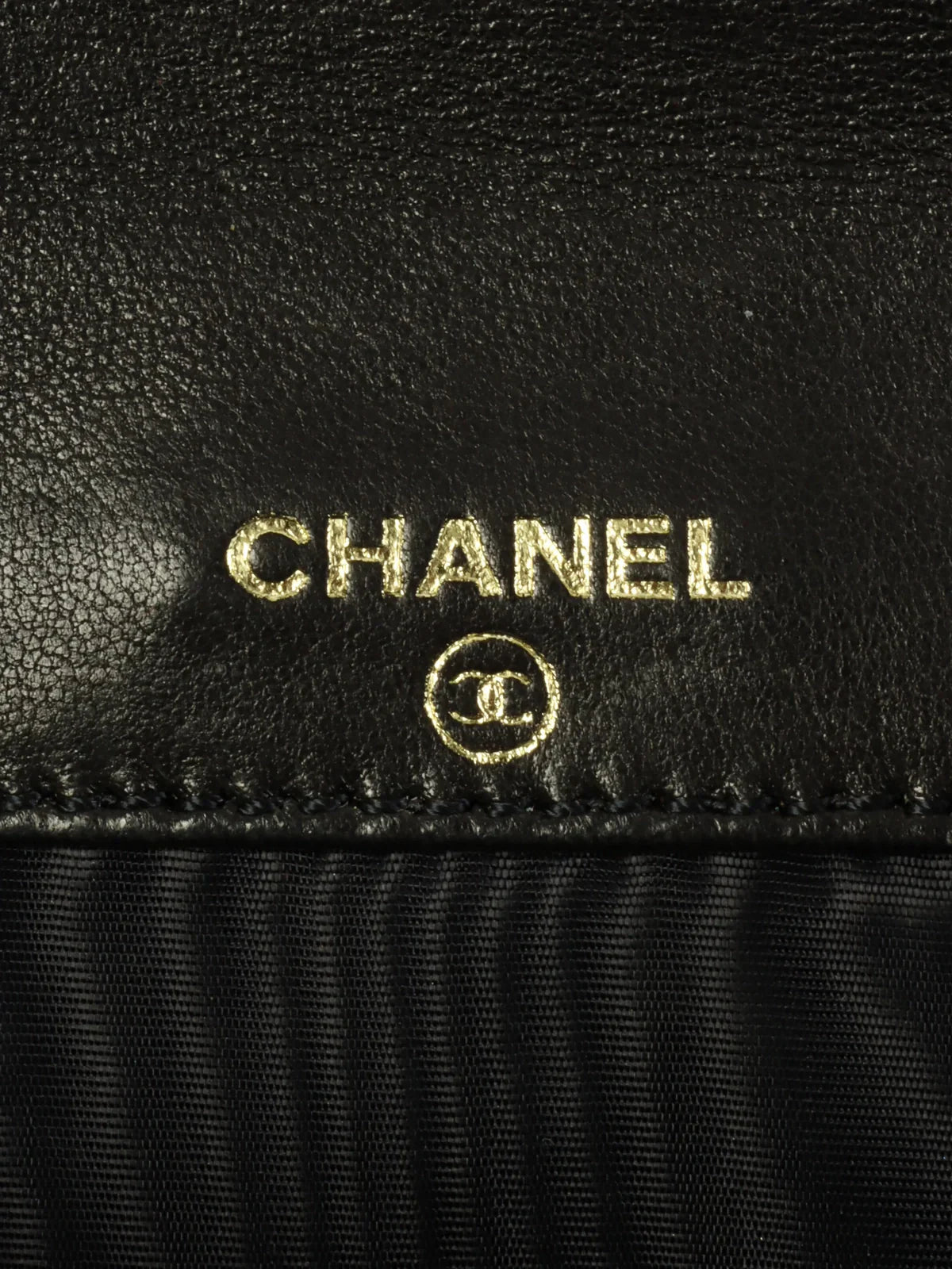 CHANEL Around 1998 Made Caviar Skin Cc Mark Plate Wallet Black