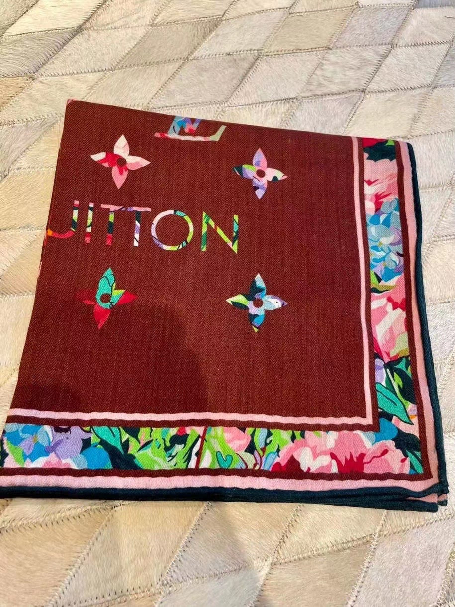 Louis Vuitton Scarf